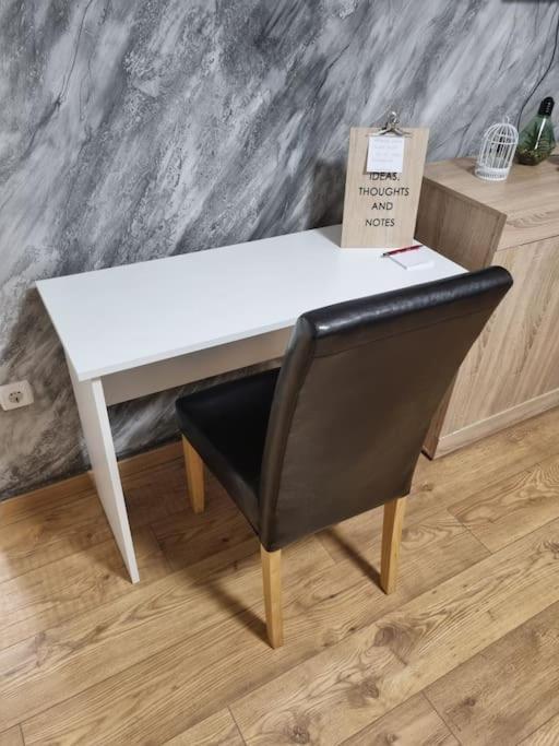 Studio Apartman Bojana 34M2,Free Wifi,Parking Sisak Exteriér fotografie